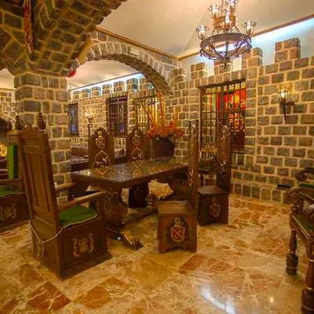 ألفونسو السادس 4* توليدو