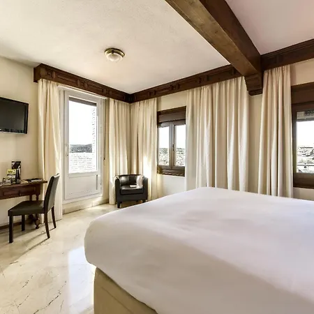 ألفونسو السادس 4*